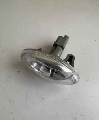 Citroen C5 Front fender indicator light 9680057480