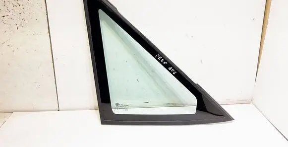 Peugeot 806 Front triangle window/glass 43R000685 DOT43AS2M134
