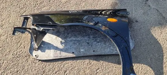 Fiat Punto (188) Fender