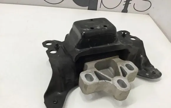 Volkswagen Arteon Shooting Brake Gearbox mount 5Q0199555
