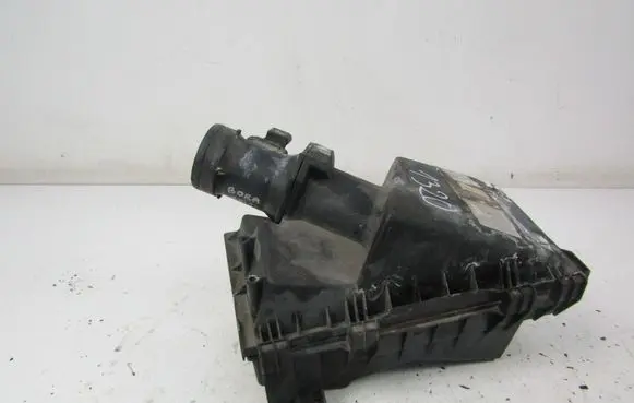 Volkswagen Golf IV Air filter box 