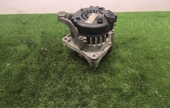 BMW 3 E90 E91 Generator/alternator 7802261 7802261AI04
