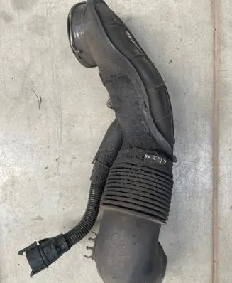 BMW 3 E92 E93 Turbo air intake inlet pipe/hose 780006706 0104100184
