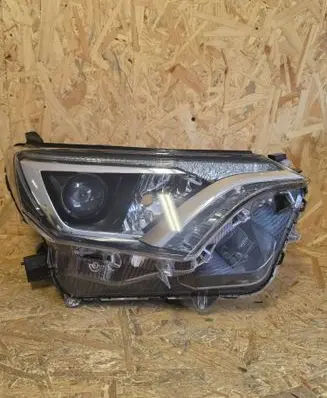 Toyota RAV 4 (XA40) Headlight/headlamp W3049