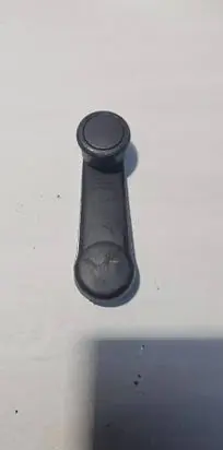 Audi 80 90 S2 B4 Front door window winding handle 443837581D