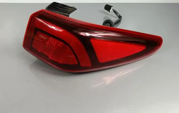 Hyundai Kona I Rear/tail lights 92402J9600
