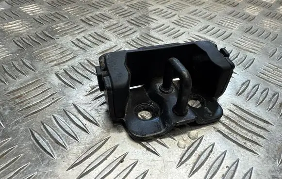 Loading door lock