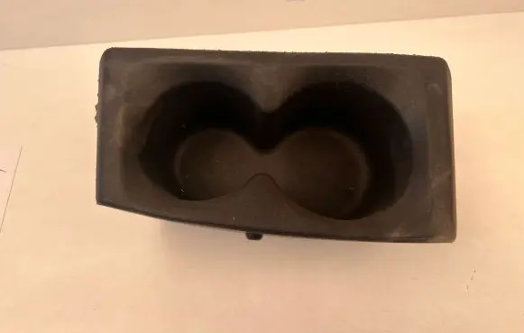 Cup holder front