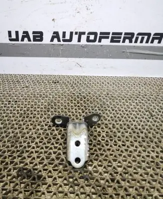 KIA Ceed Rear door lower hinge 793202H000