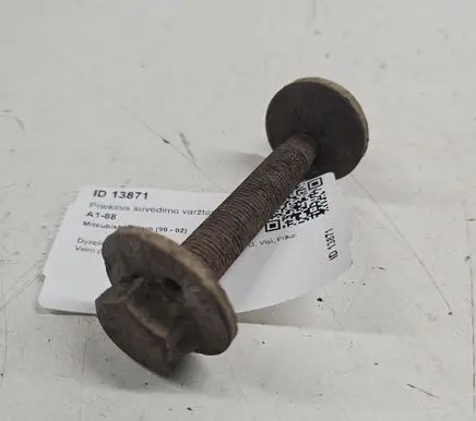 Mitsubishi Pajero Front suspension camber bolt 