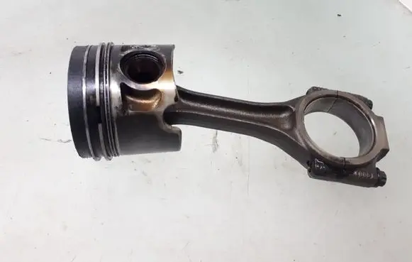 Volkswagen PASSAT B6 Piston with connecting rod 34241105 142212 BMP