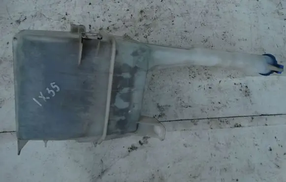 Hyundai ix35 Lamp washer fluid tank 