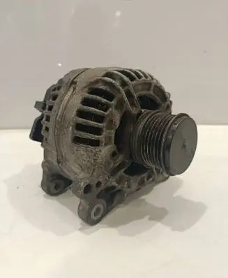 Volkswagen Golf V Generator/alternator 06F903023F 0124525091
