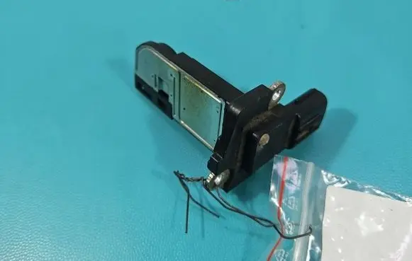 Toyota Avensis T270 Mass air flow meter 2220426010 IMPRK1574868
