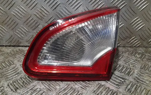 Nissan Qashqai Tailgate rear/tail lights 89503209
