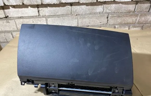 BMW 7 E65 E66 Glove box 7027427 72758410