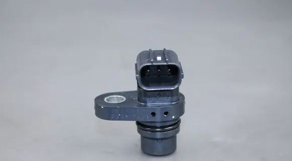 Mazda 3 II Crankshaft position sensor J5T30471 ZJD1