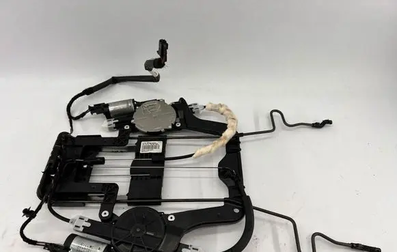 Audi A6 S6 C7 4G Seat adjustment motor 5N0881880G 111123210946 00009515900D01