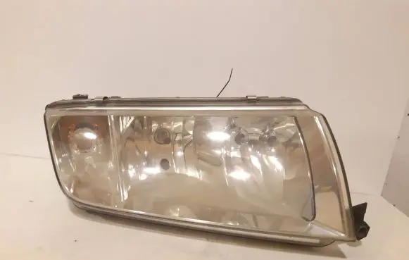 Skoda Fabia Mk1 (6Y) Headlight/headlamp