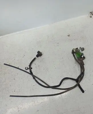 Nissan Qashqai+2 Windscreen/windshield washer pump