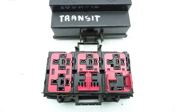Ford Transit Relay mounting block FORD_TRANSIT_VI_MK6_00-06_SKRZYNKA_PRZEKAŹNIKÓW