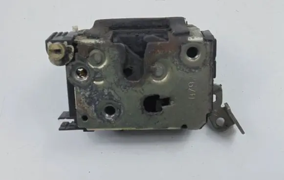 Fiat Albea Rear door lock