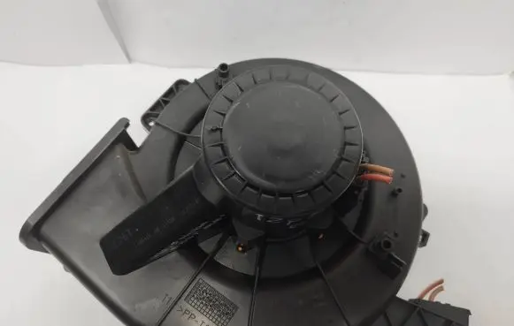 Volkswagen Golf IV Fan control module 