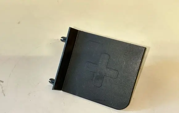 Audi A6 S6 C6 4F Battery box tray cover/lid 8K0915429C