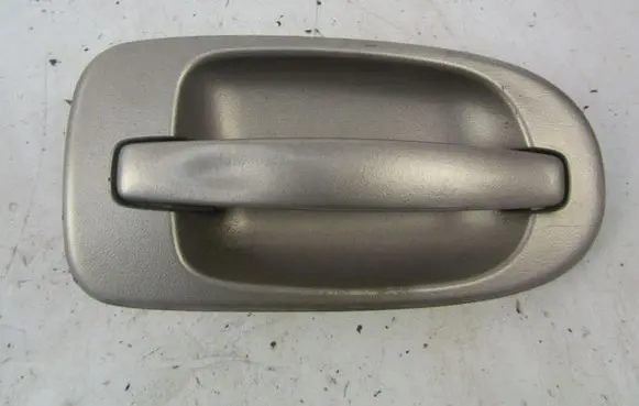 Chevrolet Trans Sport Front door exterior handle 