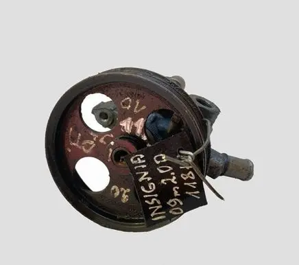 Opel Insignia A Power steering pump 55563329