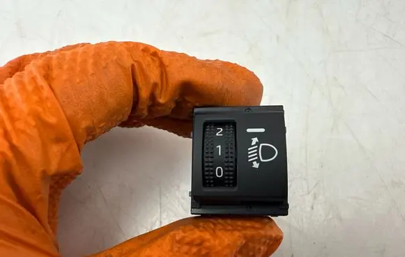 Toyota Yaris Cross Headlight level height control switch 6950