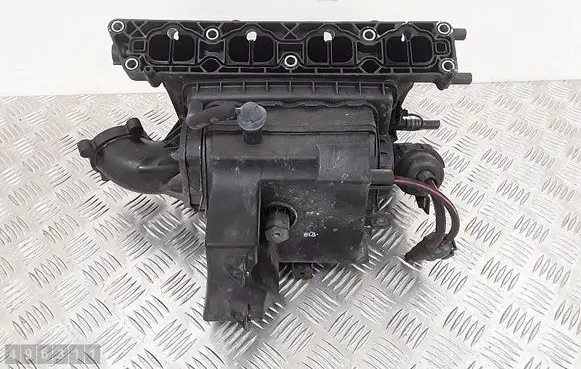 Opel Zafira C Intake manifold 2900315249