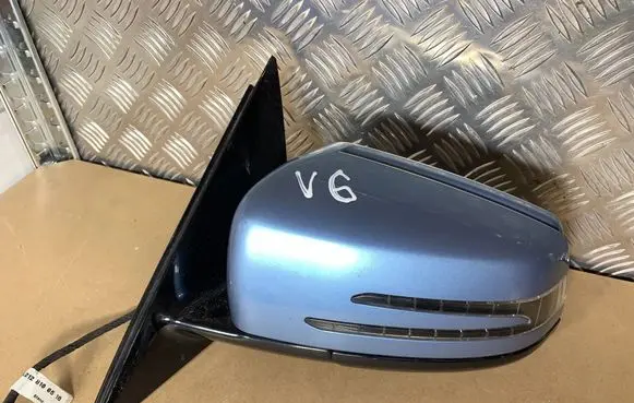 Mercedes-Benz E W212 Front door electric wing mirror A2128100516