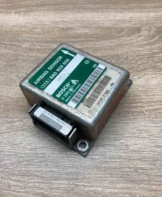 Audi A6 S6 C4 4A Airbag control unit/module 8A0959655 0285001085
