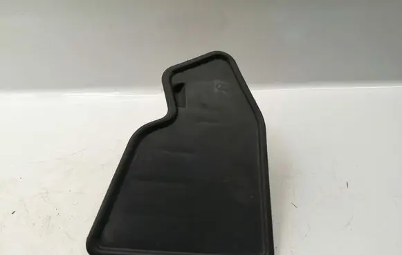 Toyota Avensis T250 Side skirt rear trim 6563105020