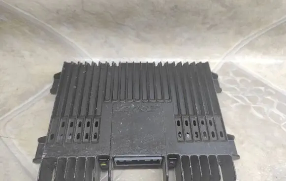 Nissan Pathfinder R50 Sound amplifier 280612W100 196126003120315