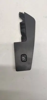 Tailgate opening switch