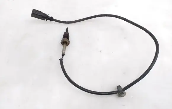 Audi A4 S4 B8 8K Exhaust gas temperature sensor 03L906088BE
