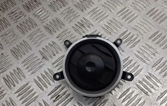 Ford Fiesta Dashboard side air vent grill/cover trim BRAK