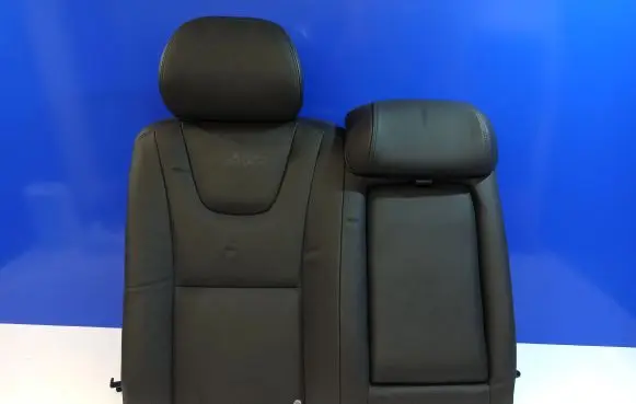 Rear seat