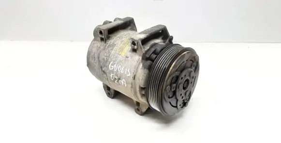 Volvo V70 Air conditioning (A/C) compressor (pump) 30665339