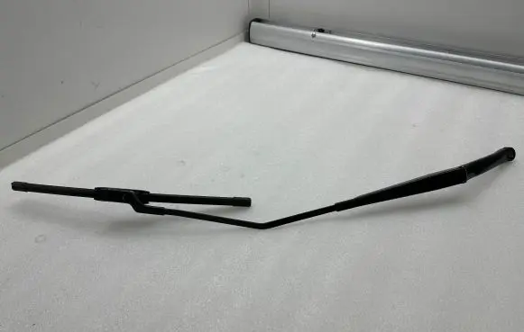 Tesla Model S Windshield/front glass wiper blade 6005950