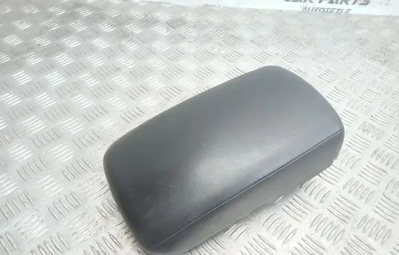 Nissan Qashqai+2 Armrest 9692050A01