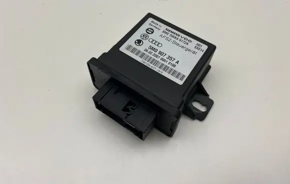 Volkswagen PASSAT B6 Light module LCM 5M0907357A SME5WK49172A