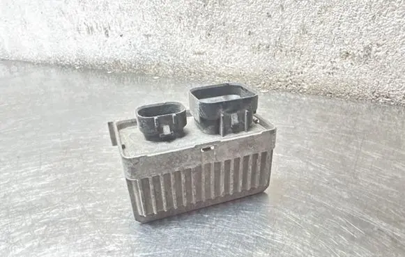 Opel Corsa D Glow plug pre-heat relay 55574293