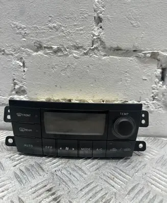 Mazda Premacy Climate control unit Nm02cb82b