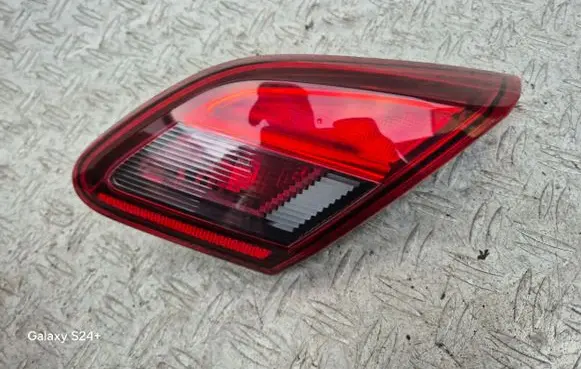 Opel Corsa E Tailgate rear/tail lights 13428462