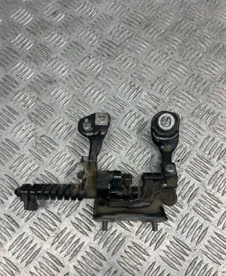BMW 3 E90 E91 Tailgate/trunk/boot hinge 7119041