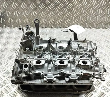Audi A5 Engine head 06M103470H 06M103286S