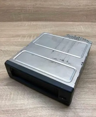 BMW 5 E60 E61 CD/DVD changer 6986081